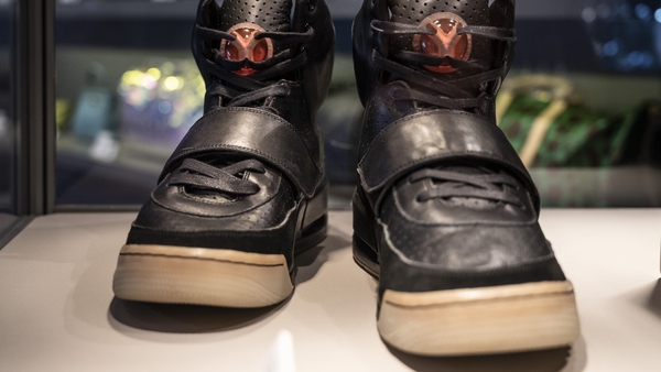 The shoes beat the record held by a pair of Nike Air Jordan 1s which sold for $615,000 in August 2020 at a Christie's auction