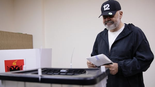 Edi Rama casting his vote on Sunday