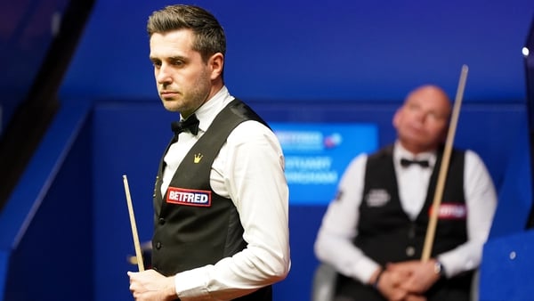 Mark Selby and Stuart Bingham play to a finish from 2.30pm on Saturday afternoon