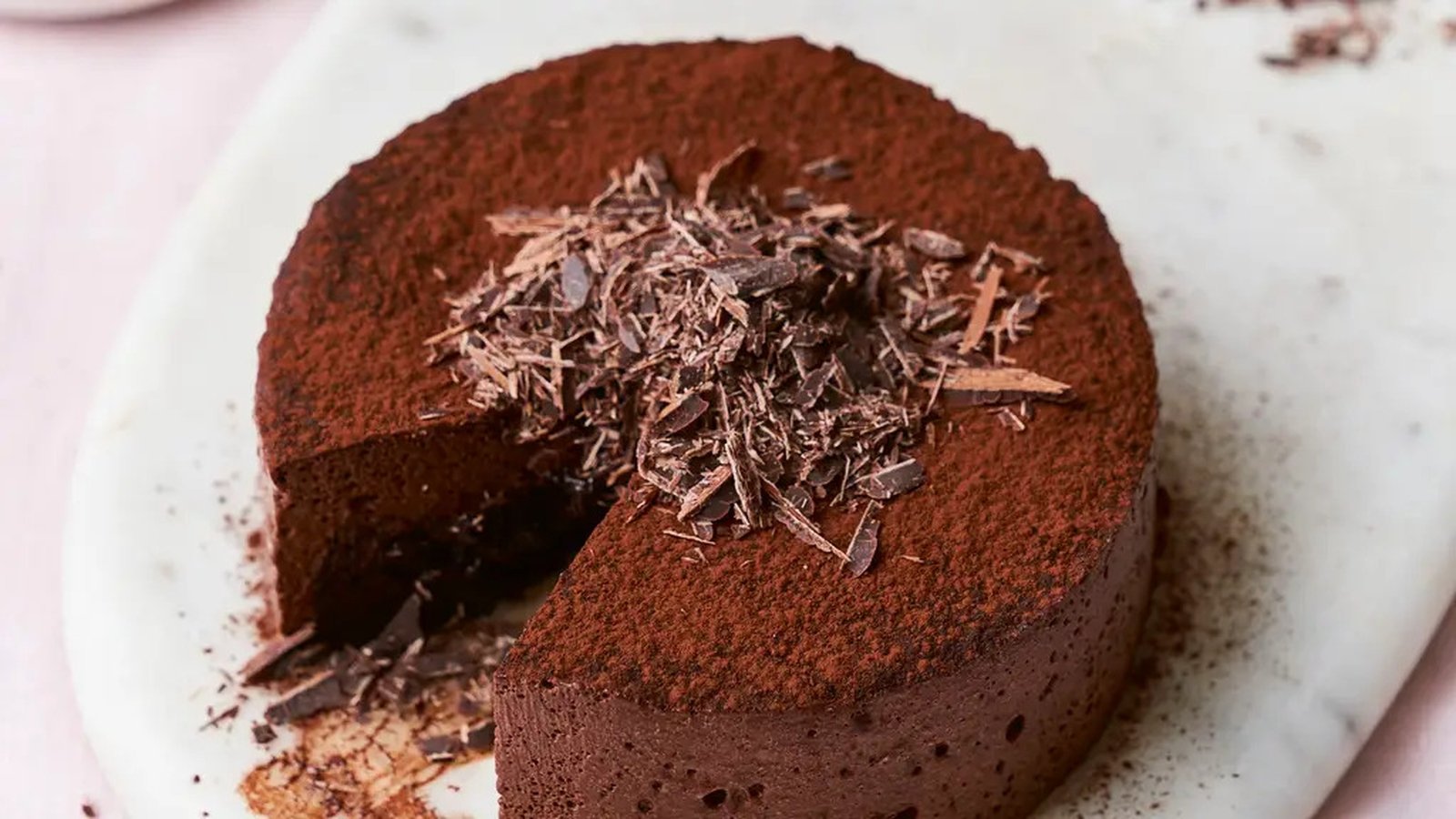 Raymond Blanc's flourless chocolate mousse cake