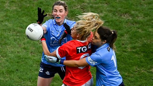 Máire O'Callaghan of Cork in action against Aoife Kane and Noelle Healy during last December's All-Ireland final