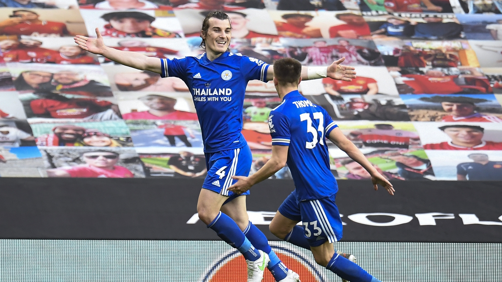Man City crowned champions as Leicester beat United