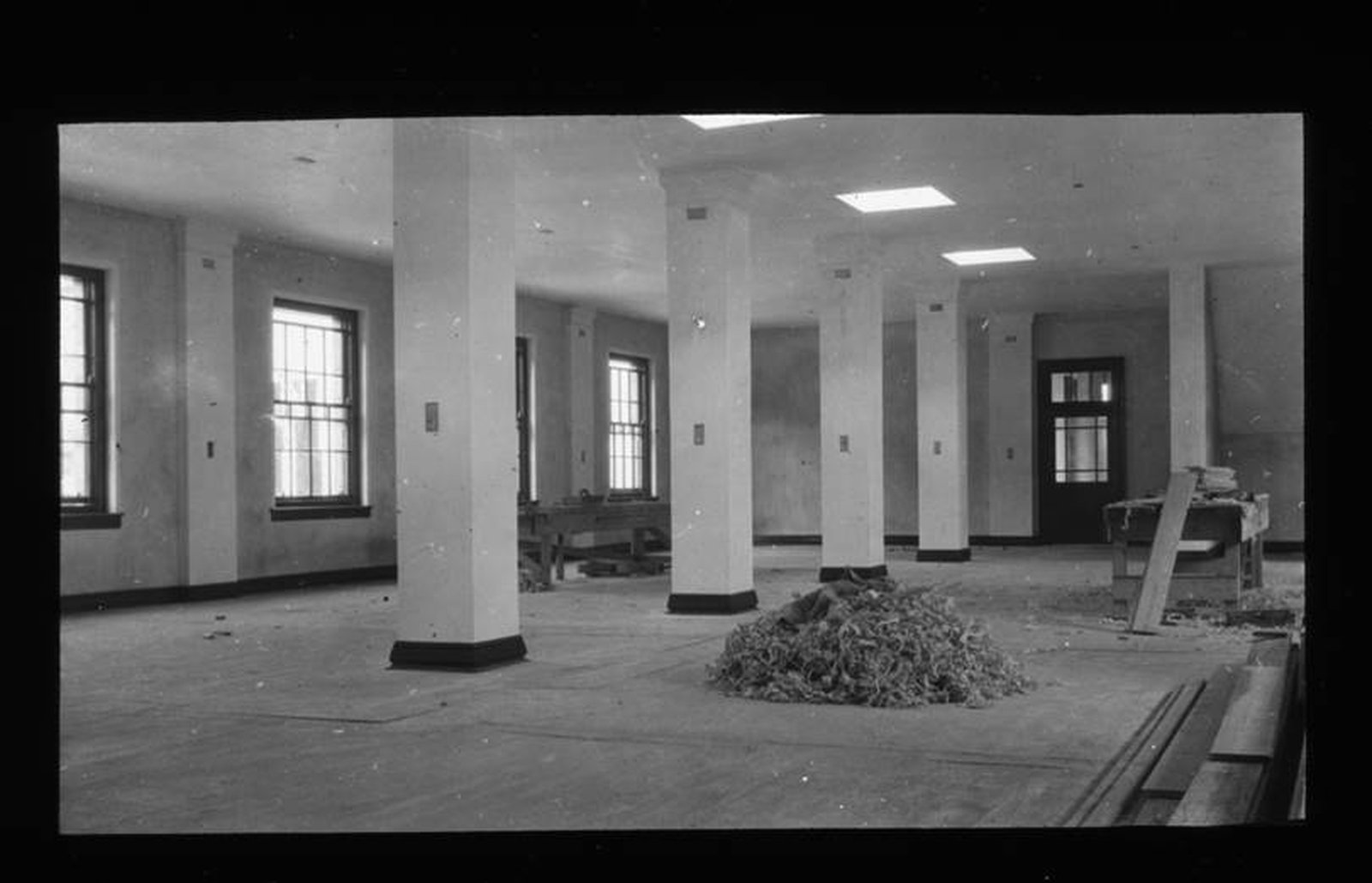 Image - From the ashes 2: The new interior. Credit @Arch_Archive/ Irish Architectural Archive.