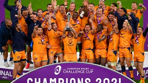 Guilhem Guirado Herault lifts the European Rugby Challenge Cup for Montpellier