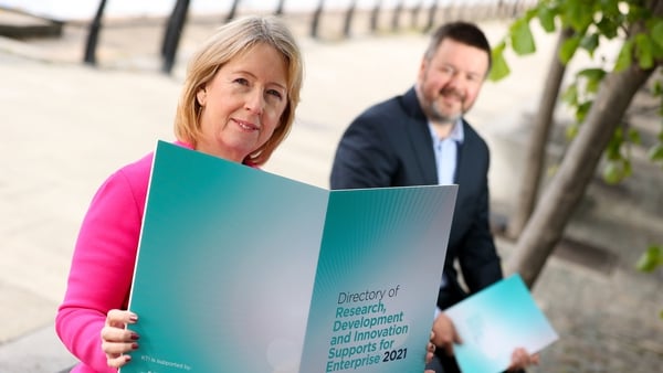 Alison Campbell, Director of Knowledge Transfer Ireland and Sean Costello, Director of Innopharma Technologies
