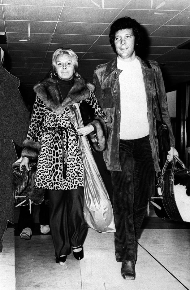 Sir Tom Jones and his late wife, Lady Melinda Rose Woodward, back in 1970