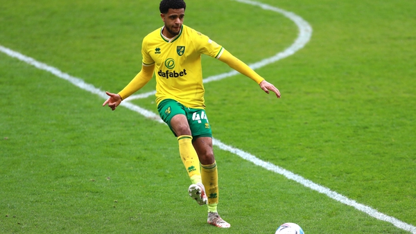 Andrew Omobamidele in action for Norwich