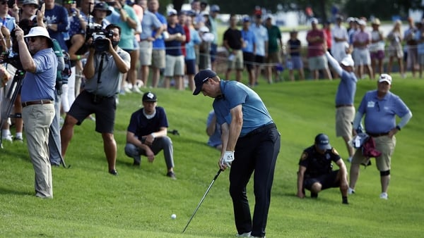 Spieth finished strongly to maintain his advantage