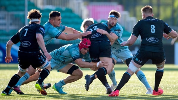 Glasgow Warriors edged out the Pro14 champions