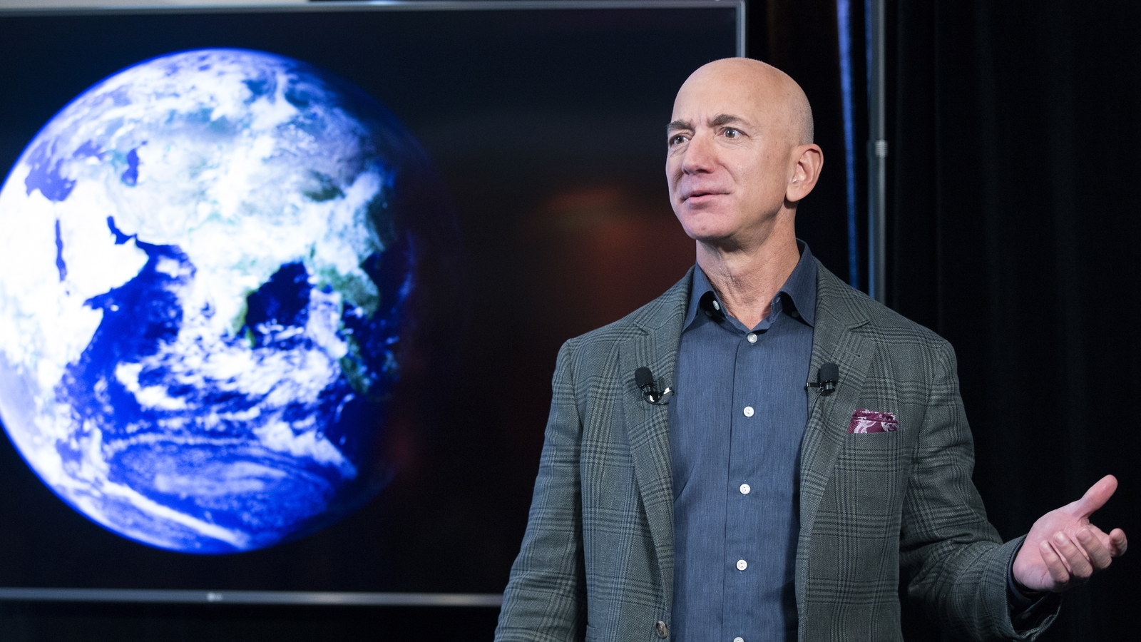Amazon S Bezos To Fly To Space On Blue Origin Rocket