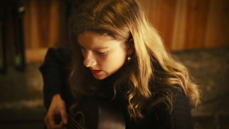 Róisín Seoighe, OPT Dhuiche Sheoigheach agus Thuar Mhic Éadaigh. Róisín Seoighe, OPT Dhuiche Sheoigheach agus Thuar Mhic Éadaigh.