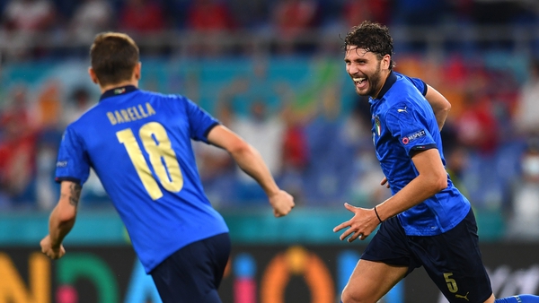 Locatelli celebrates with midfield colleague Nicolo Barella
