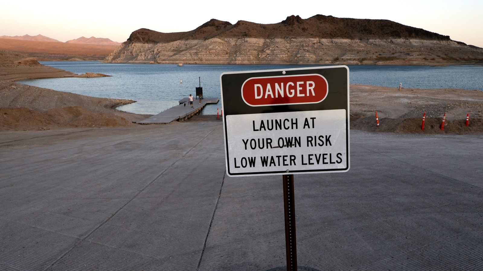 Hoover Dam S Lake Mead At Historic Low Water Level