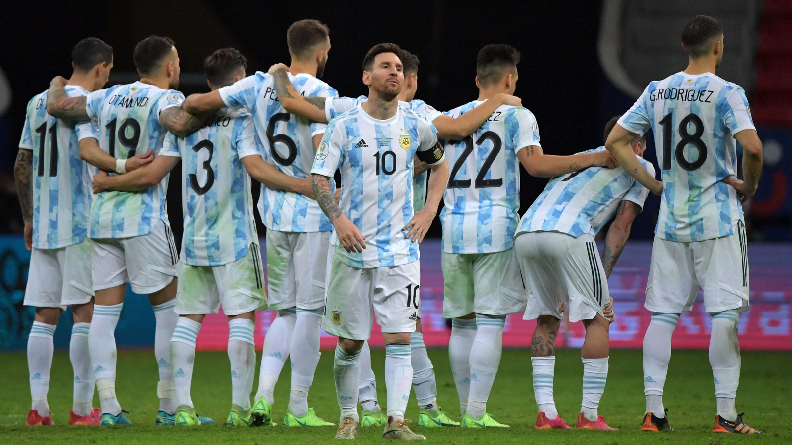 Two years ago: Emiliano Martínez turns into Argentina hero at Copa America