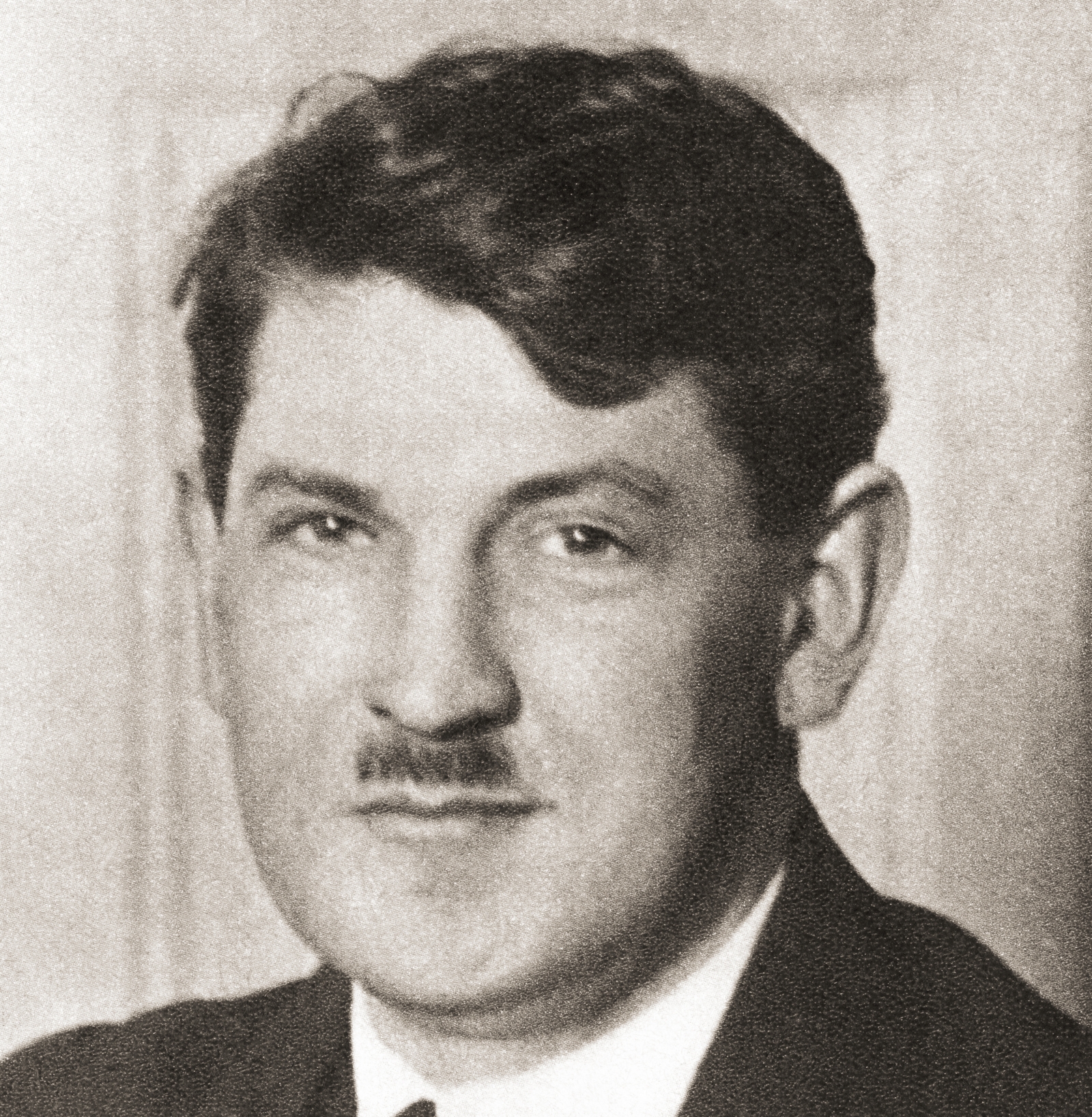 Image - At one stage, Michael Collins himself was accused of misuse of funds during weapons purchases.
Credit: Getty Images.
Credit: National Library of Ireland.
