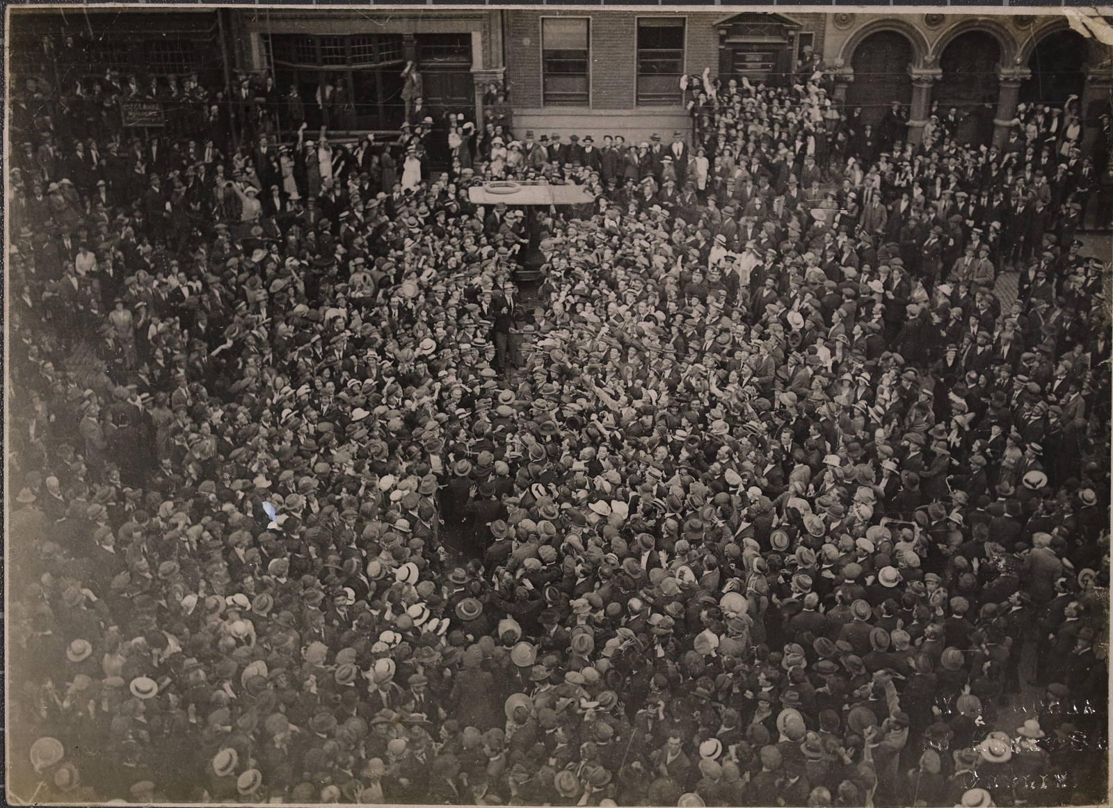 Image - The scenes outside the Mansion House in the days after the Truce were like a combination of film premiere and political rally. (Credit: National Library of Ireland)