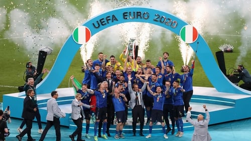 Giorgio Chiellini, captain of Italy lifts the Euro 2020 trophy