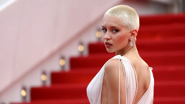 They're the latest celebs to embrace the shaved head look, and we're fans, says Katie Wright.