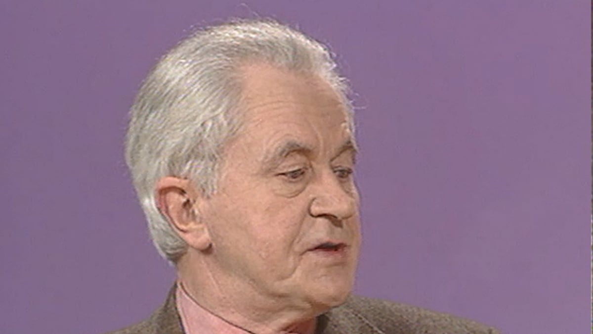 Desmond Fennell, Mír Ómóis. Desmond Fennell, Mír Ómóis.