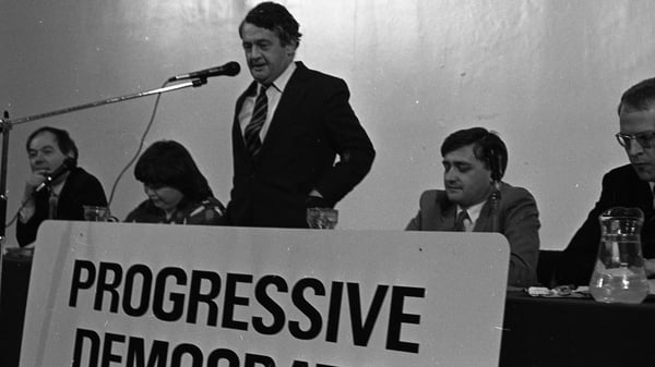 Des O'Malley addressing a Progressive Democrats meeting held in Dublin's Mansion House in 1986