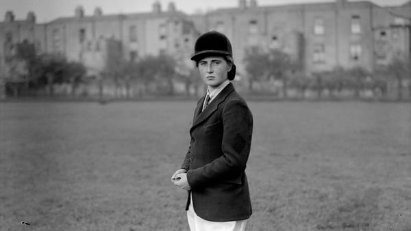 Iris Kellet circa 1950. Photo © RTÉ Photographic Archive
