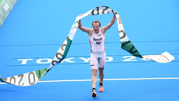 Kristian Blummenfelt celebrates his triumph