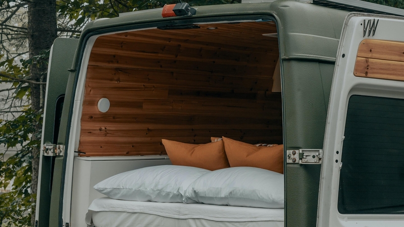 Van Life with Dylan Bradley thumbnail