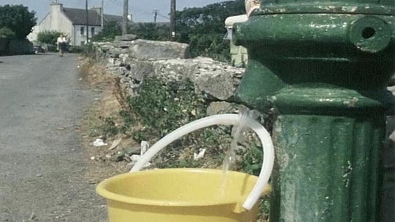 Inis Mór Water Shortage (1976)
