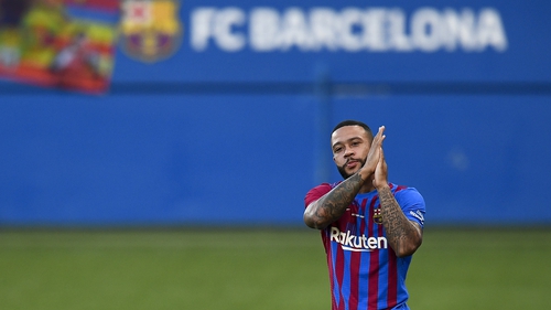 Memphis Depay is among the trio that who is now available to play for the Catalan giants