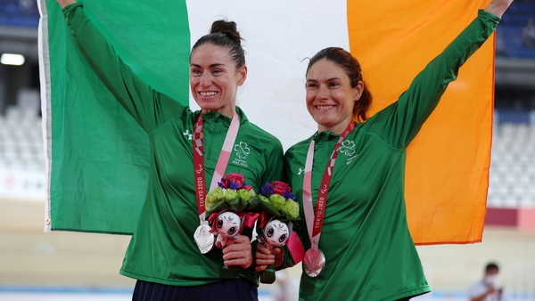 Katie-George Dunlevy and Eve McCrystal pictured with their medals following their silver medal performance at the Izu Velodrome in Japan