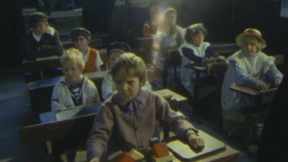 Bunratty Folk Park School (1986)