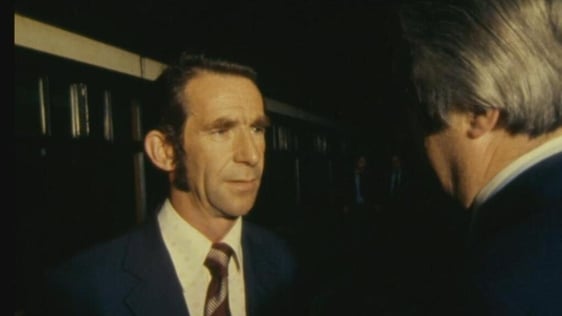 Joseph Murrin, Irish Fishermen's Organisation, is interviewed by RTÉ News reporter John Howard (1976)