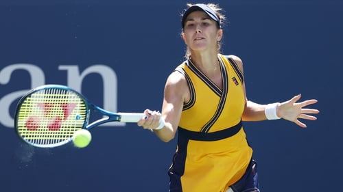 Belinda Bencic remains on course to make Saturday's final