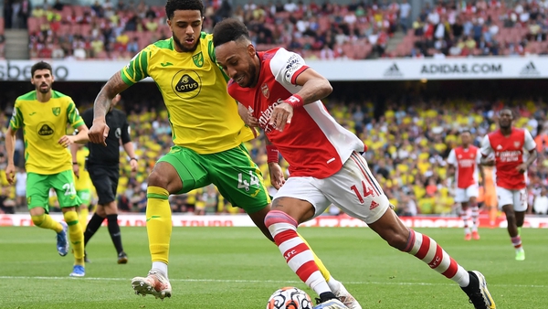 Andrew Omobamidele (L) kept Arsenal striker Pierre-Emerick Aubameyang quiet for most of the afternoon