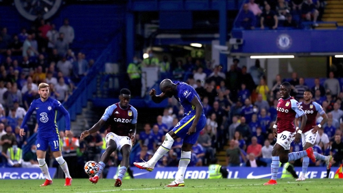 Lukaku fires unbeaten Chelsea past Aston Villa