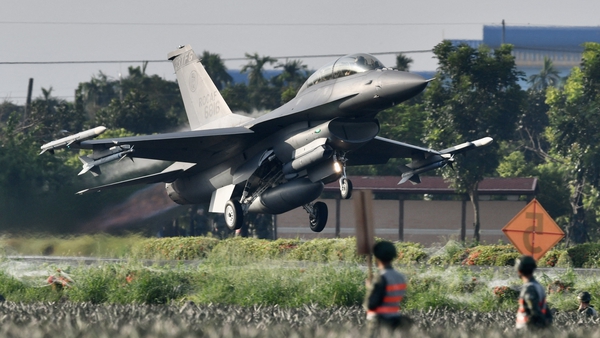 Taiwanese fighter jets practised taking off and landing on a provincial highway in Pingtung county