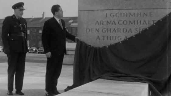 An Garda Síochána memorial unveiled in Dublin, 1966