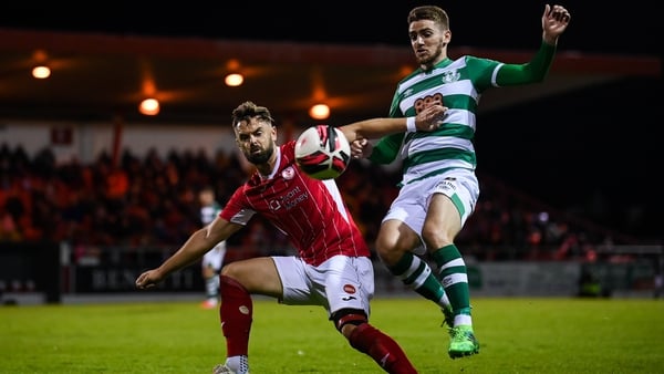 Shamrock Rovers moved 11 ahead of Sligo following the win at the Showgrounds