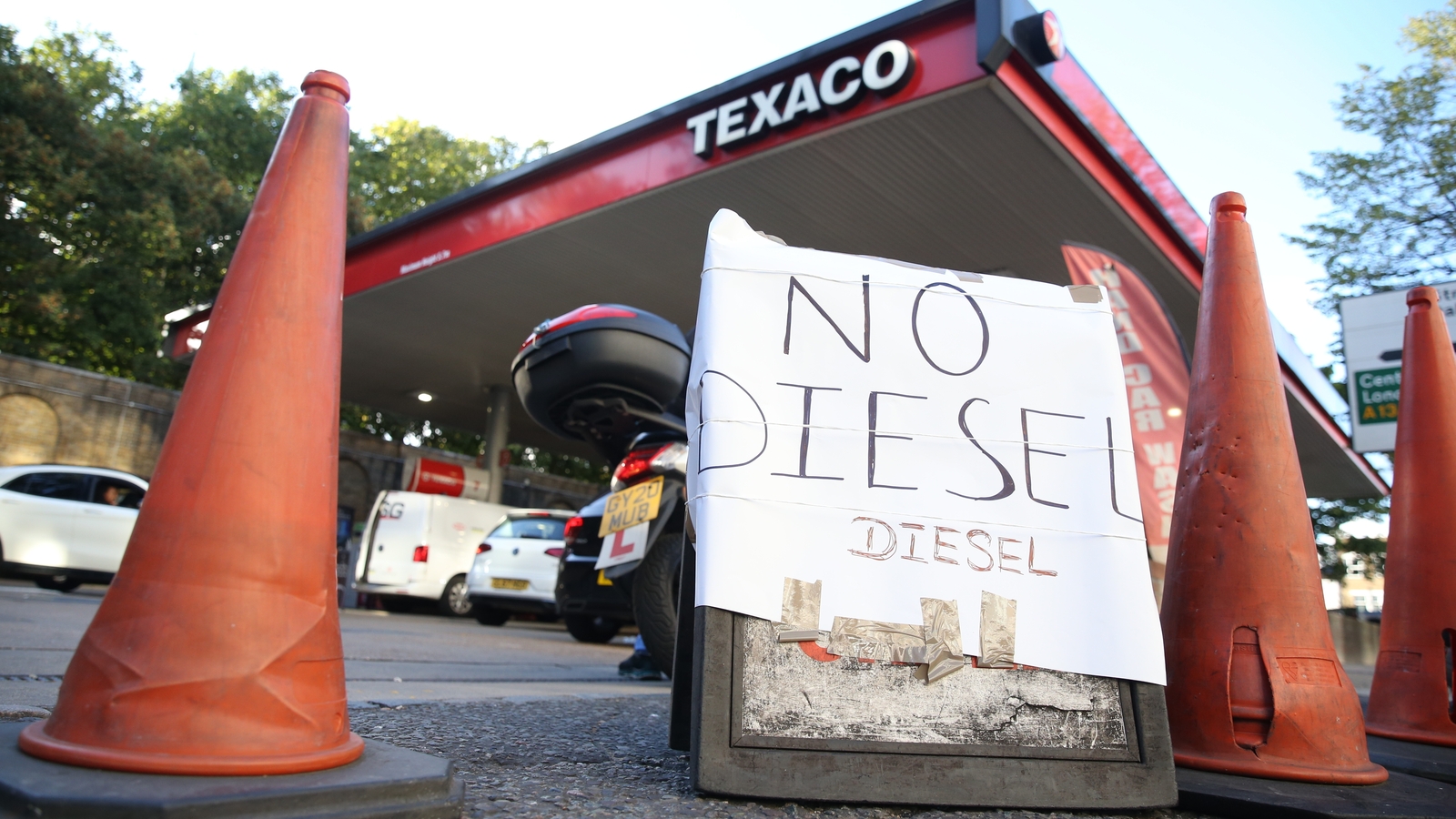 Britain says fuel crisis under control