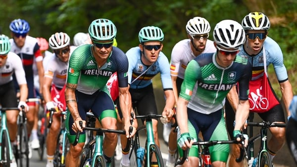 Nicholas Roche, front left, has retired from professional cycling
