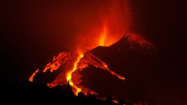 There was a partial cone collapse near the volcano's emission vent