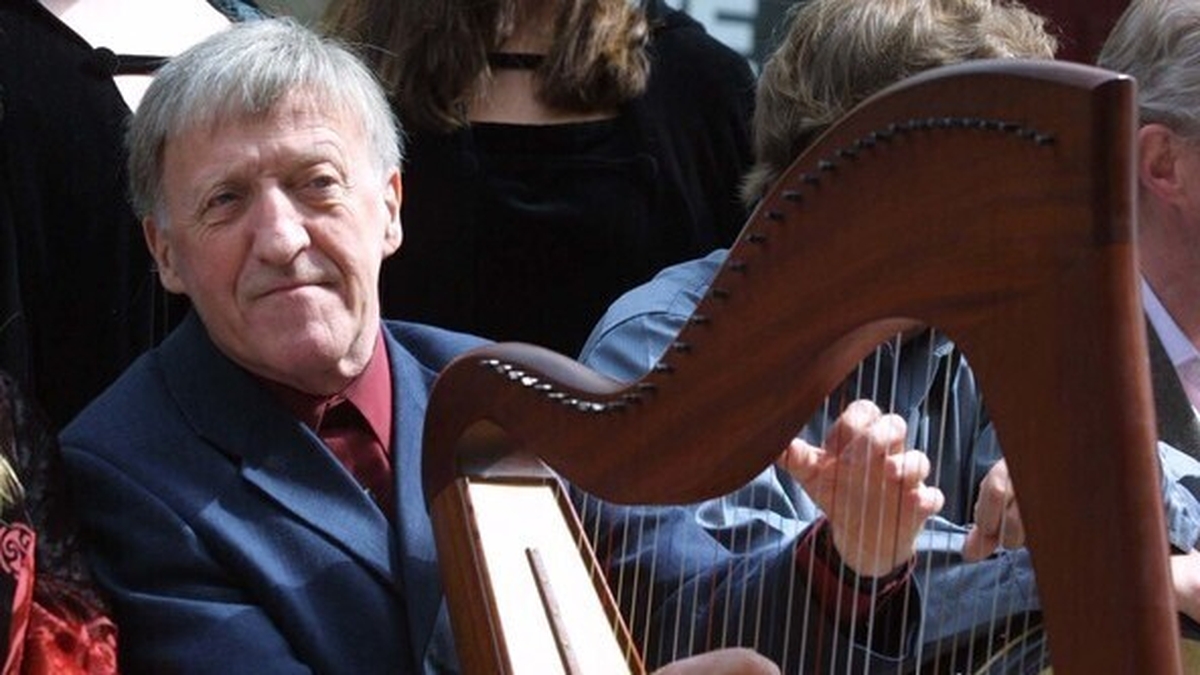 Leader of The Chieftains Paddy Maloney dies aged 83 Leader of The Chieftains Paddy Maloney dies aged 83