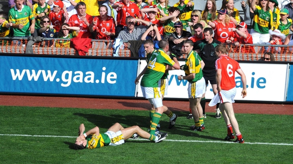 Aidan O'Mahony lies on the ground after an altercation with Donncha O'Connor during the 2008 All-Ireland SFC semi-final