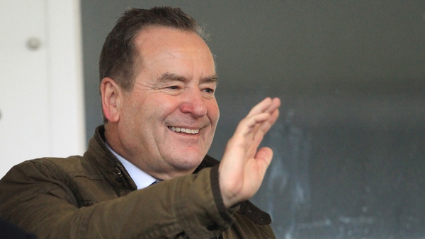 Jeff Stelling announces he's quitting his Soccer Saturday role at the end of the current season