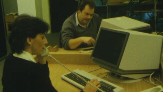 Telecom Éireann staff at work (1986)
