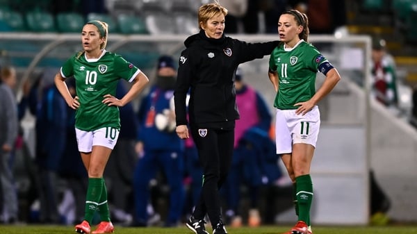 Vera Pauw with key players Katie McCabe and Denise O'Sullivan following the game at Tallaght Stadium