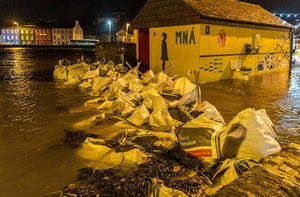 Sandbags piled up in the town of Bantry in Co Cork