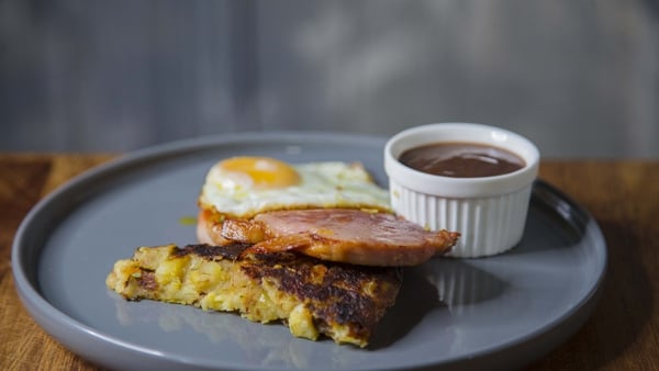 A great brunch dish for St Stephen's Day using leftovers from Christmas Day.