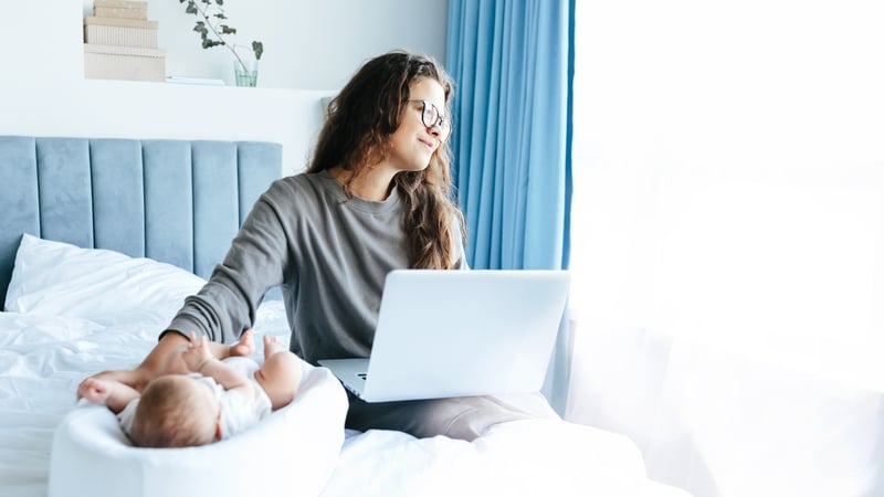 Navigating the Momosphere - "The mums DO say it's all on them" Navigating the Momosphere - "The mums DO say it's all on them"