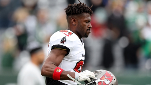 Antonio Brown Reportedly Benched for Bengals Game After Refusing